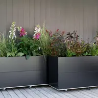BEDD Planteringskrukor på hjul